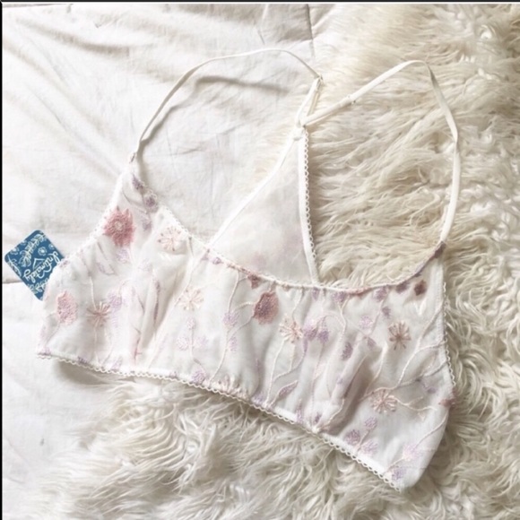 NEW FREE PEOPLE So Into You Embroidered Bralette M - Picture 3 of 7